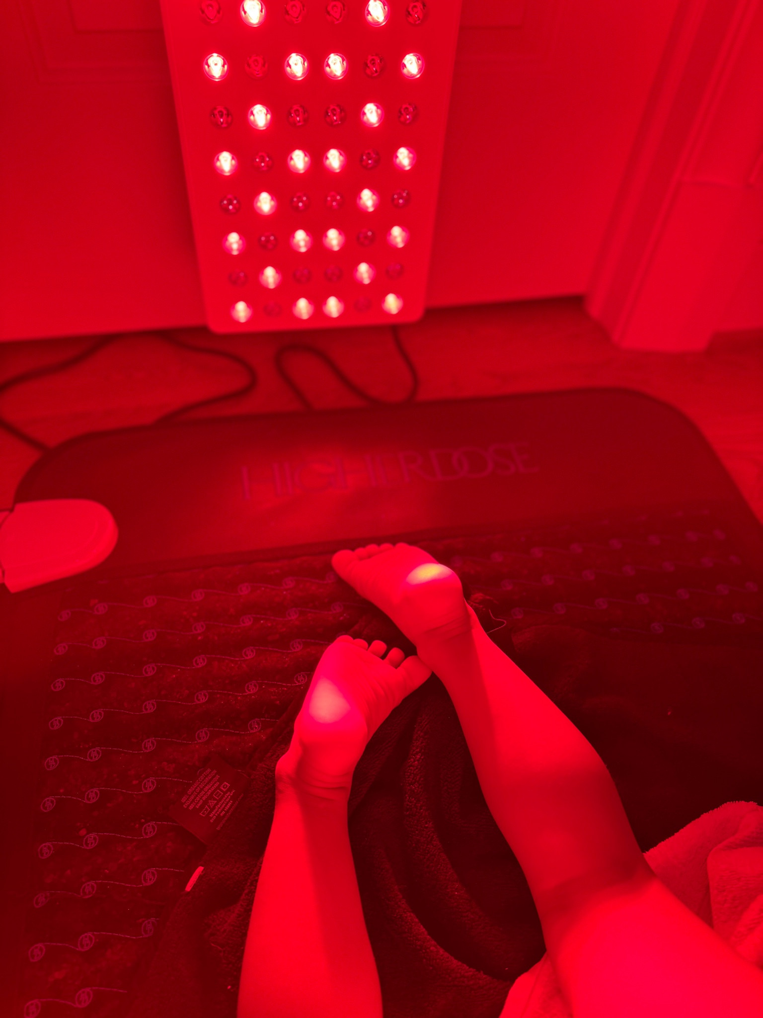 I shared about our red light protocol for the baby recently and wanted to post it here too! 

The littlest caught a really bad cold at the end of the holiday and this was how we supported her immune system. 

1️⃣ 15 minute bath with eucalyptus salts. 
2️⃣ 5 minutes under the red lights. 
3️⃣ Honey for her cough 
4️⃣ A humidifier in the bedroom. 
5️⃣ The next morning, we did a magnesium bath to help keep her calm and rest throughout the day. 

She ran a really high fever one night so I slept with her skin to skin to help regulate her body temp. 

I absolutely believe there is a place for modern medicine but we were able to make it through without. Also, this isn’t medical advice, just learning as we go! Check with your physician if you have any concerns or questions. 

Use code LLAM12 for 12% off your @hoogahealth order. 

Comment Red Light and we’ll send more information! 

#redlighttherapy #redlighttherapybenefits #momhacks #coldremedies 

#LTKFitness #LTKFamily #LTKBaby