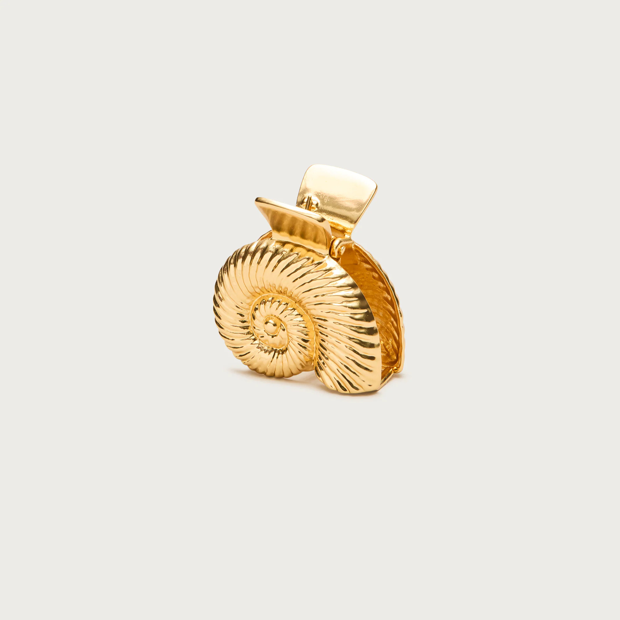 Metallic shell claw hair clip | J. Crew US