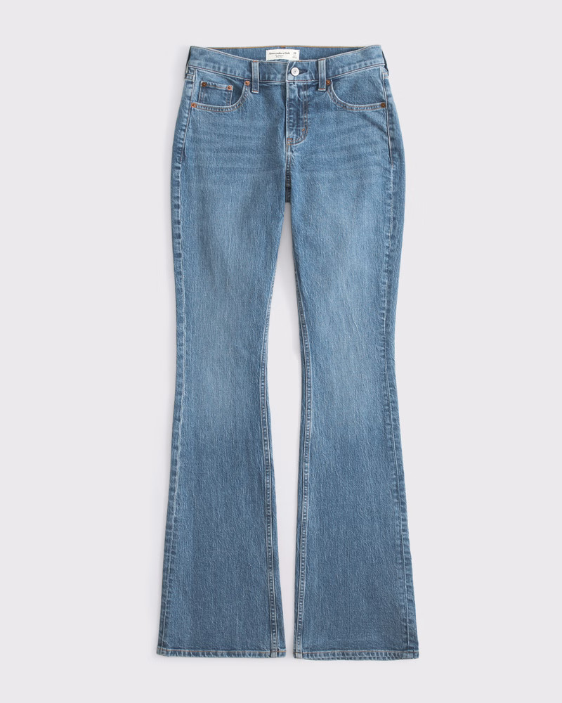 Curve Love Mid Rise Bootcut Jean | Abercrombie &amp; Fitch (US)