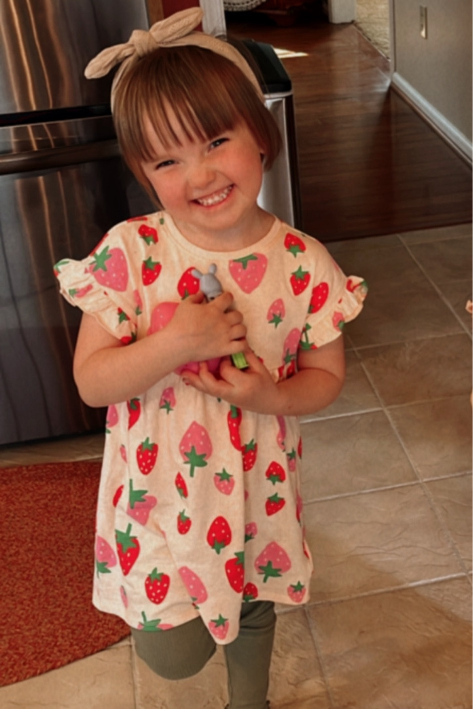 The sweetest 🍓 
:


#LTKkids