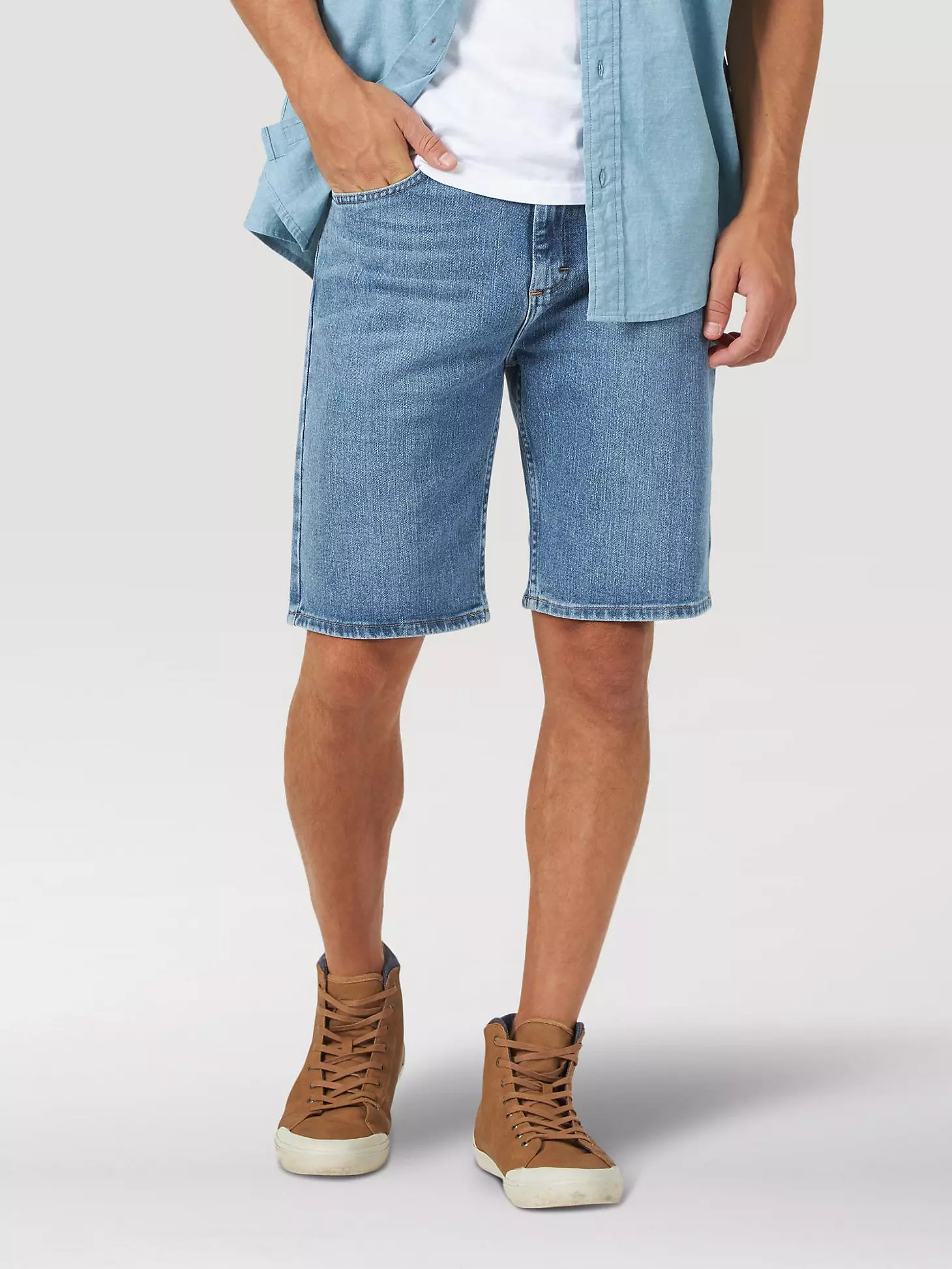 Men's Wrangler Authentics® Relaxed Jean Short in Stonewash Light | Wrangler