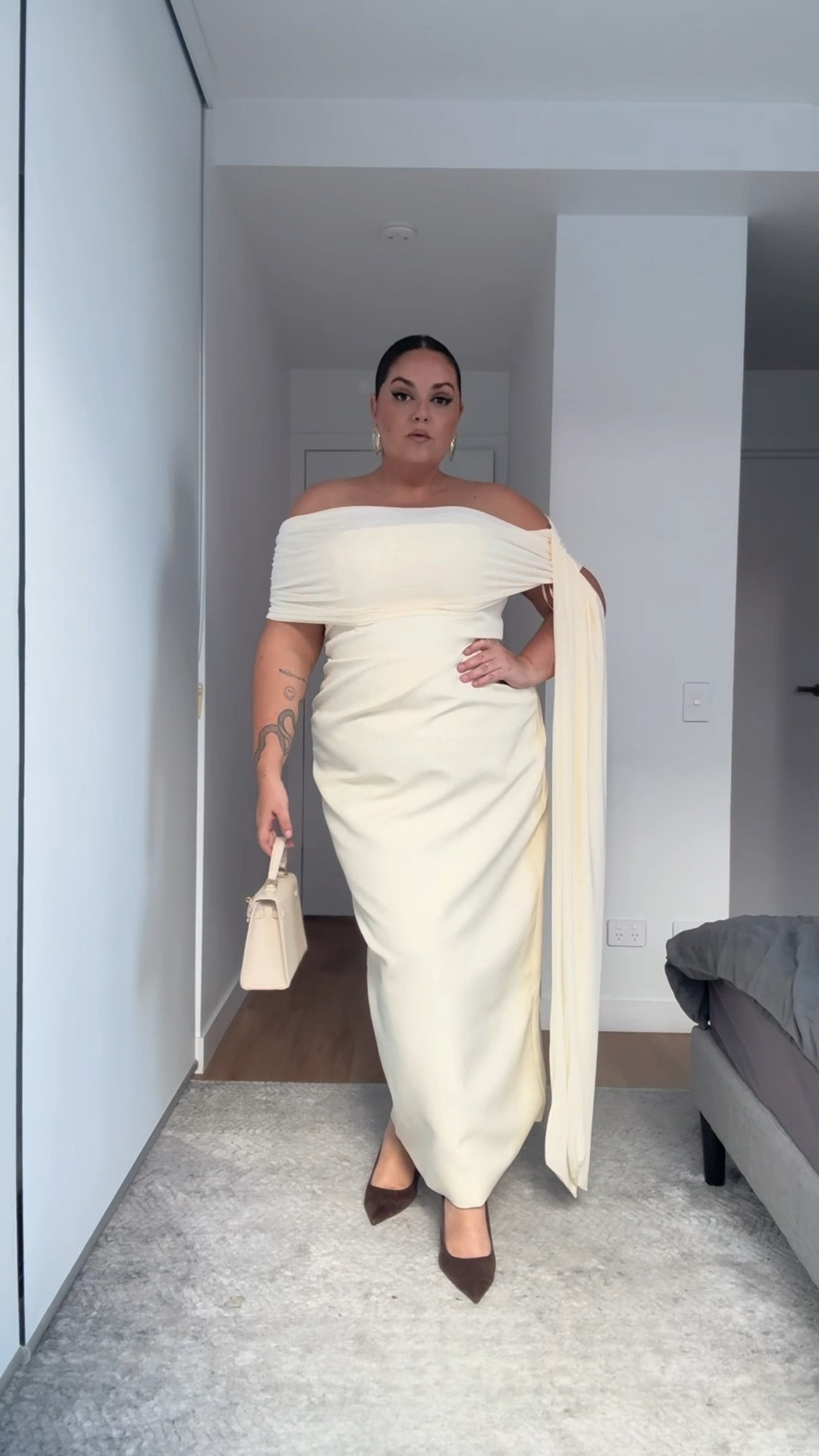 The fact that i didn’t have cream heels to match this Showpo outfit hurt my soul 💔

🔗 ANZ, US, EU, UK LINKS

#LTKmidsize #LTKplussize #LTKdresses