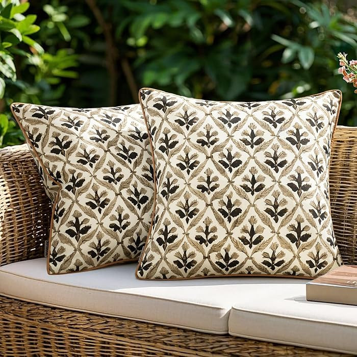 MIULEE Floral Decorative Pillow Covers Set of 2,Block Print Throw Pillowcases Outdoor Boho Farmho... | Amazon (US)