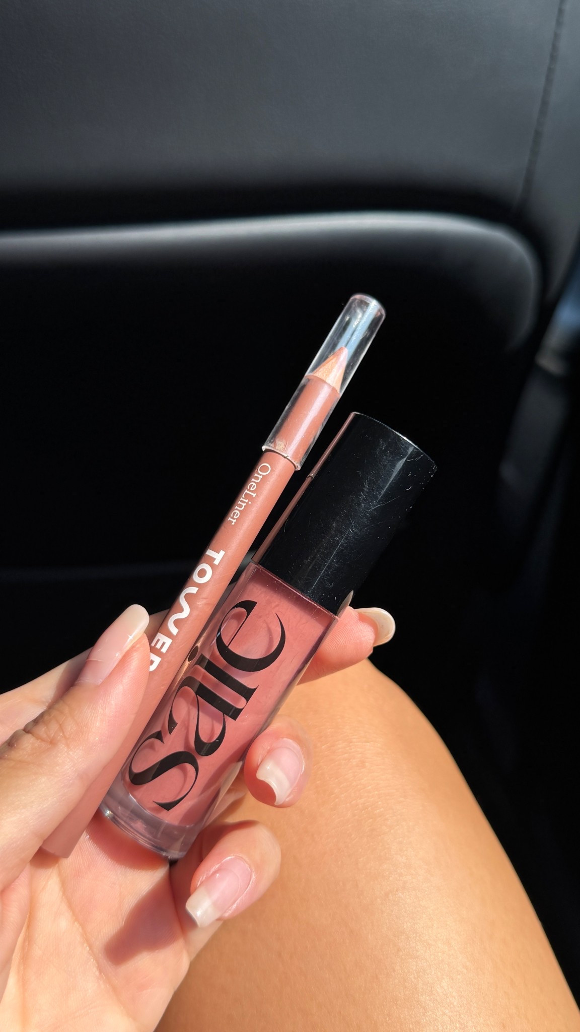 everyday lip combo! 
saie - dip 
tower 28 lip liner - work of art 