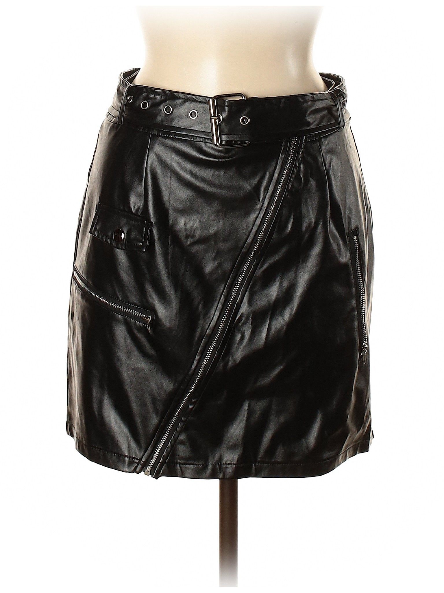 PrettyLittleThing Faux Leather Skirt Size 6: Black Women's Bottoms - 54541413 | thredUP