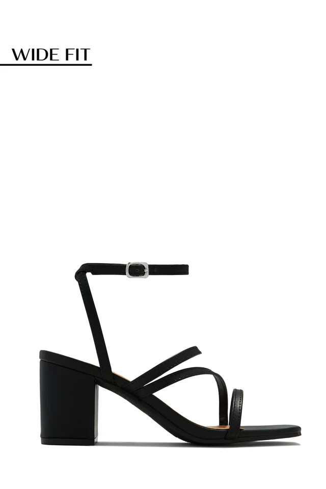 Miss Lola | Anabelle Black Block Mid Heels | MISS LOLA