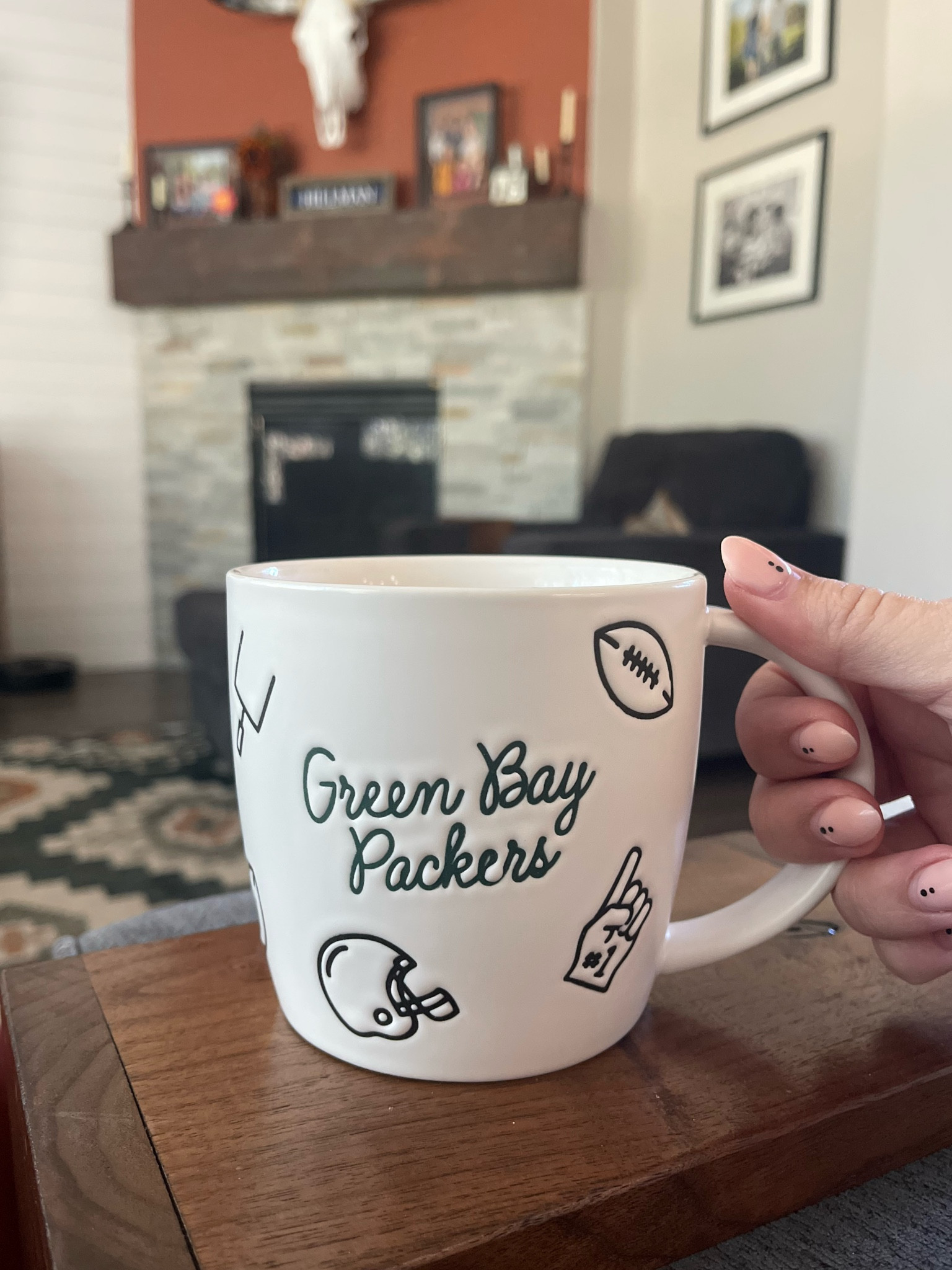Sunday Funday!!! 

coffee tastes sooo much better when it’s in my fav mug 🤩

#coffee #greenbay #fanatics #nfl #footballgirlie 