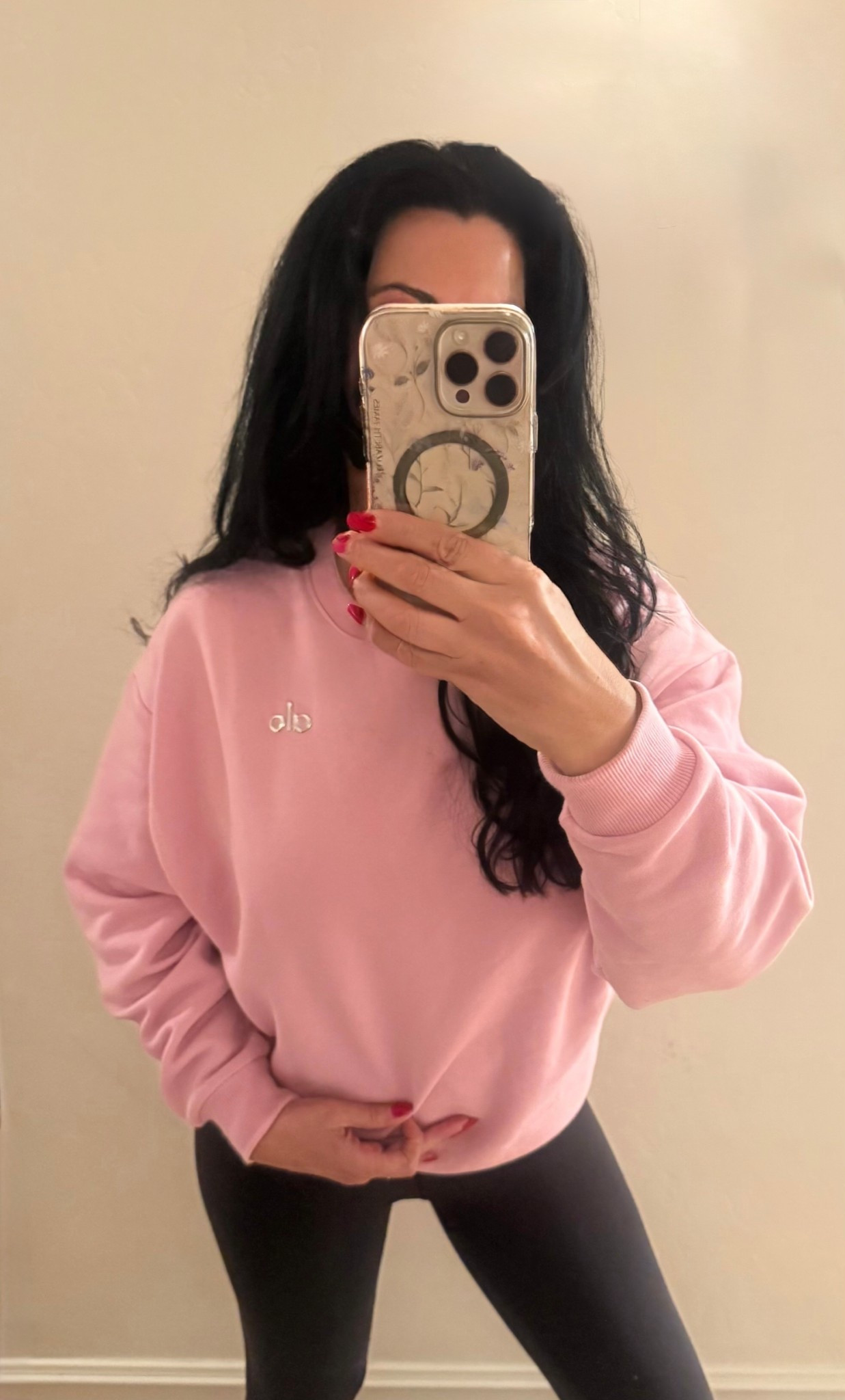 Time to workout! 💕

This pink Alo Accolade crew neck pullover is great to throw on pre and post workout. 

I paired it with black Lululemon leggings and black clog Birkenstocks. 

A matching pink workout set would be so cute too! 🩷

#workoutset #crewneckpullover #hoodie
#marneystidbits #pinksweatshirt

#LTKootd #LTKvlog #LTKfitnessgoals
