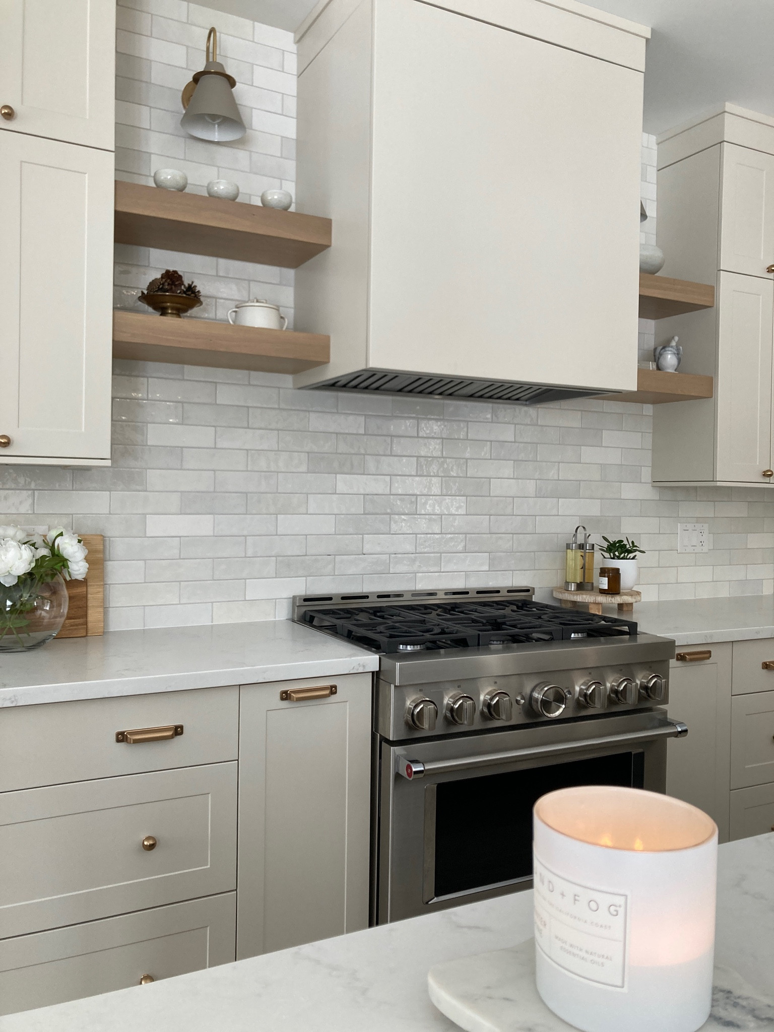 Our kitchen cabinet colour…Benjamin Moore Pale Oak! 
.
.
.

#LTKhome