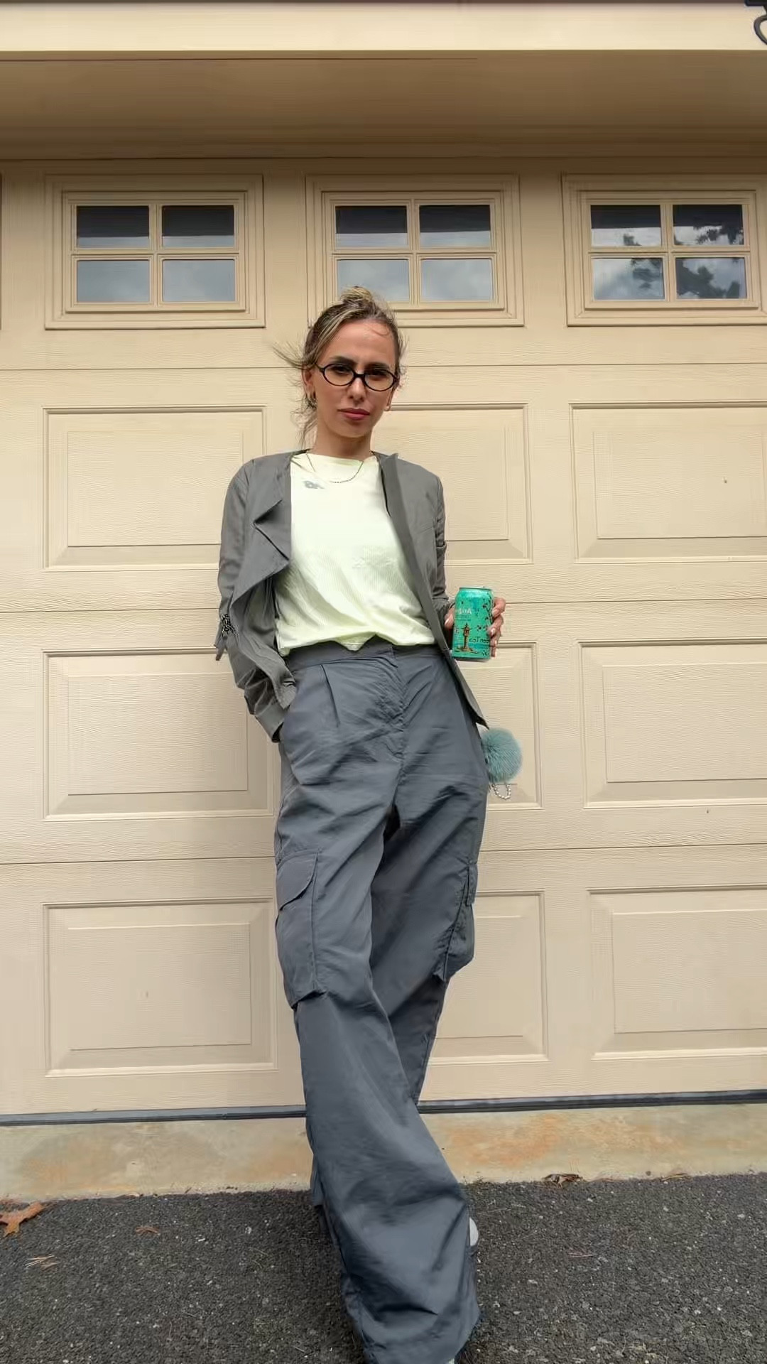 Lot1:
Orange sweater: CYRUS(Small)
Shoes: Birkenstock (size 8)

Lot2:
Pants WILO (Small)
T short: new balance(Small)
Jacket: emporio Armani (XSmall)

#LTKFestival #LTKdayinmylife #LTKmomlife