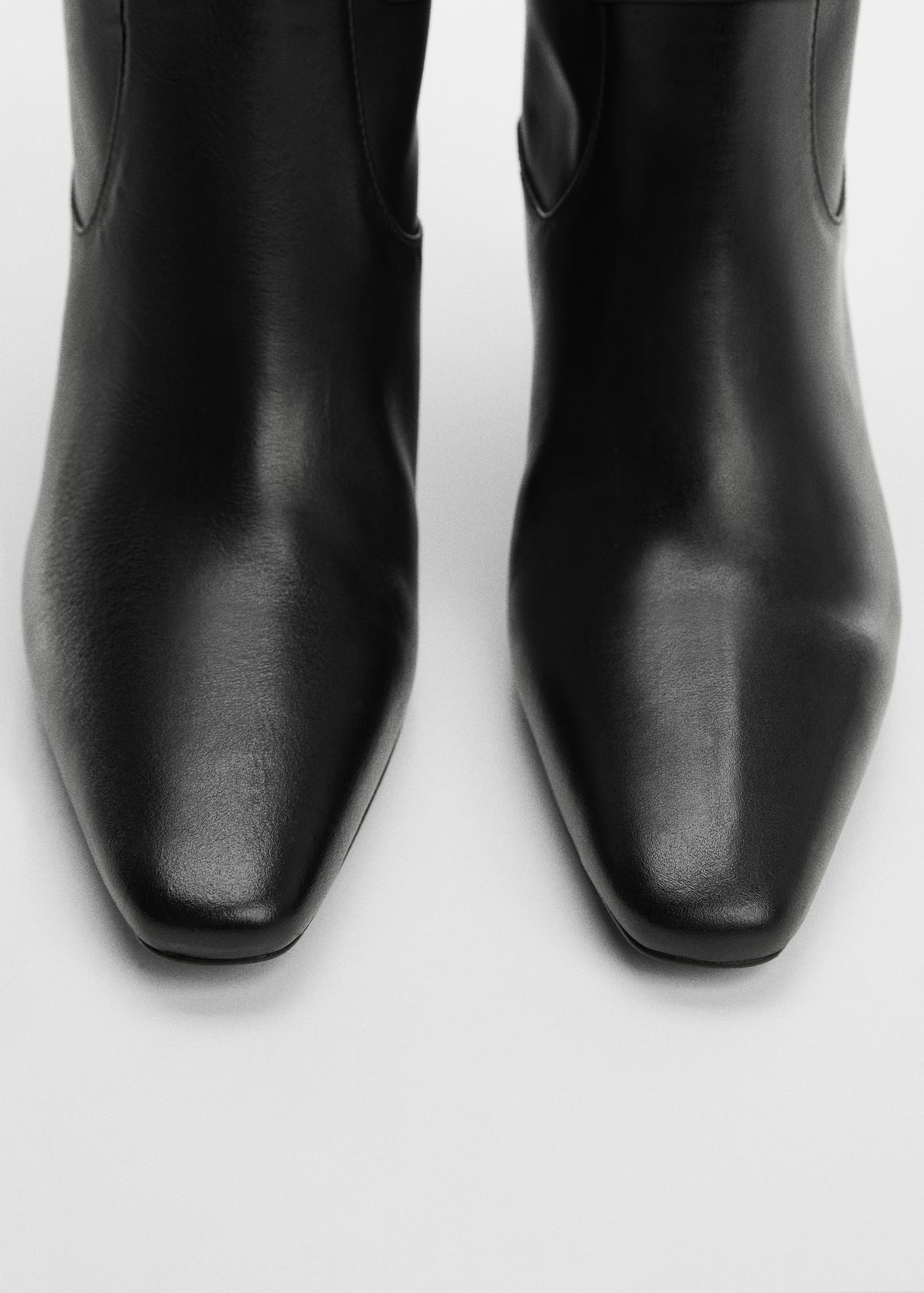 Leather boots with kitten heels  - Woman | MANGO USA | MANGO (US)