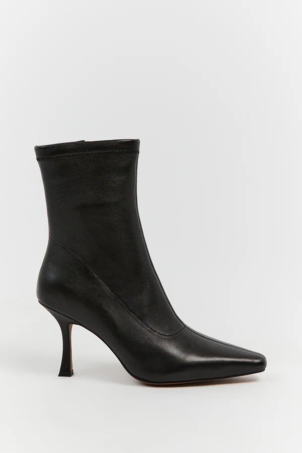 ALIAS MAE CARMEN BLACK LEATHER BOOT | DISSH