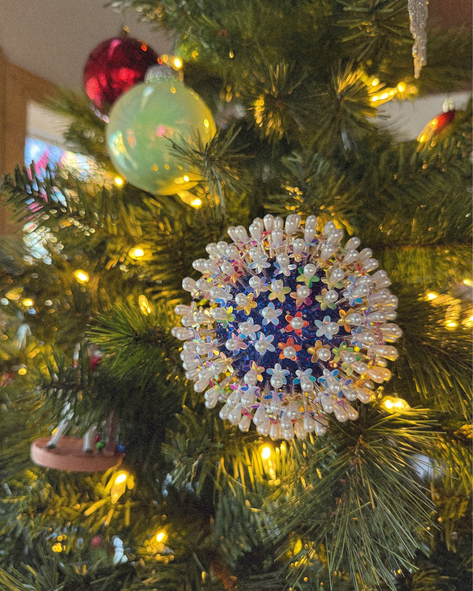 spectacular, give me 14 of them right now. this was such a fun project! linking everything I used to make it. 🎄🪩💜

#LTKHoliday #LTKSeasonal #LTKHome