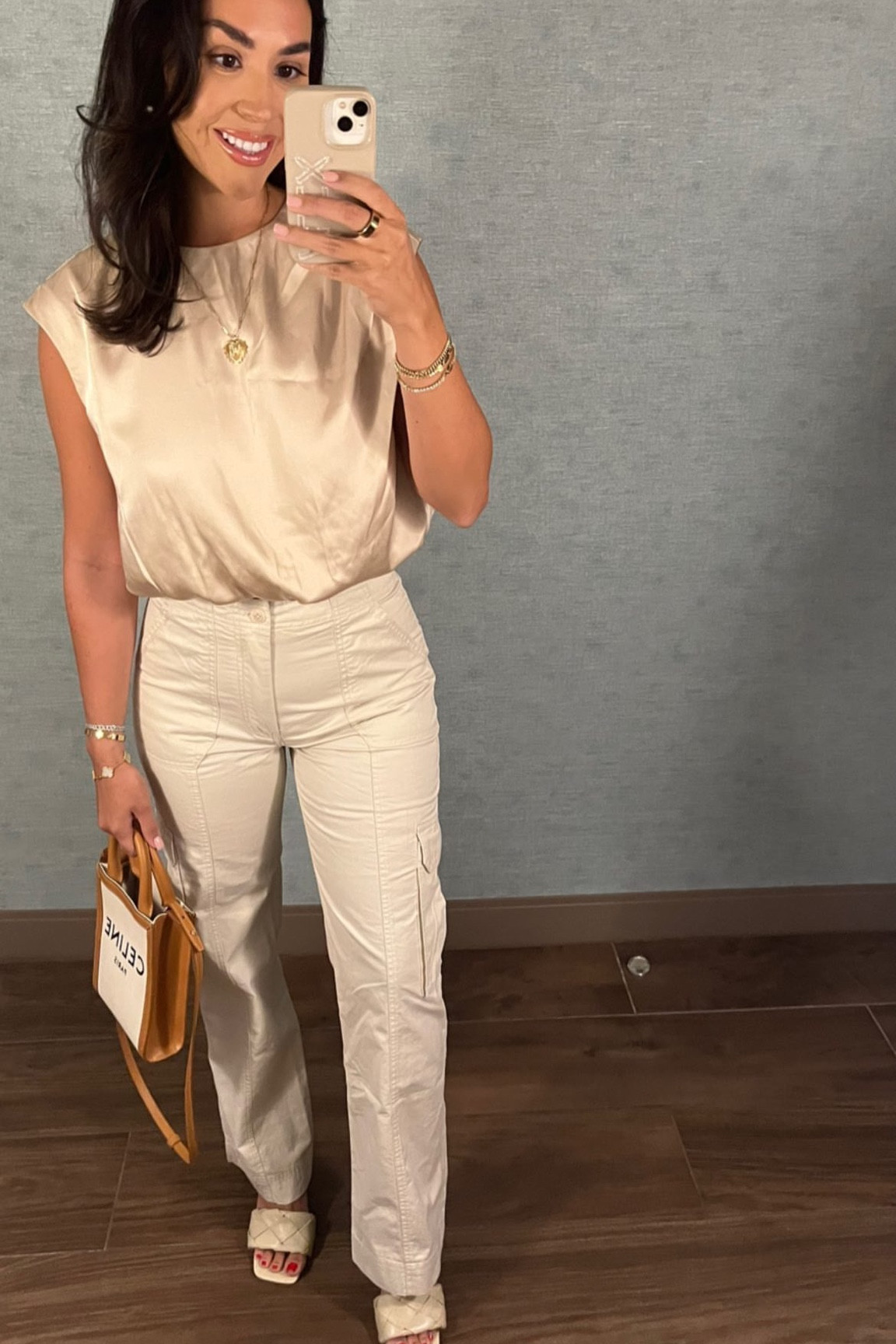 Date night outfit inspo! Pants on sale now! 25% off 

Date night, cargo pants, silk top, heels, bag, Tory Burch, gold jewelry, outfit inspo, tank, Alex Garza, Alexandrea Garza 


#LTKFind #LTKunder100 #LTKSale