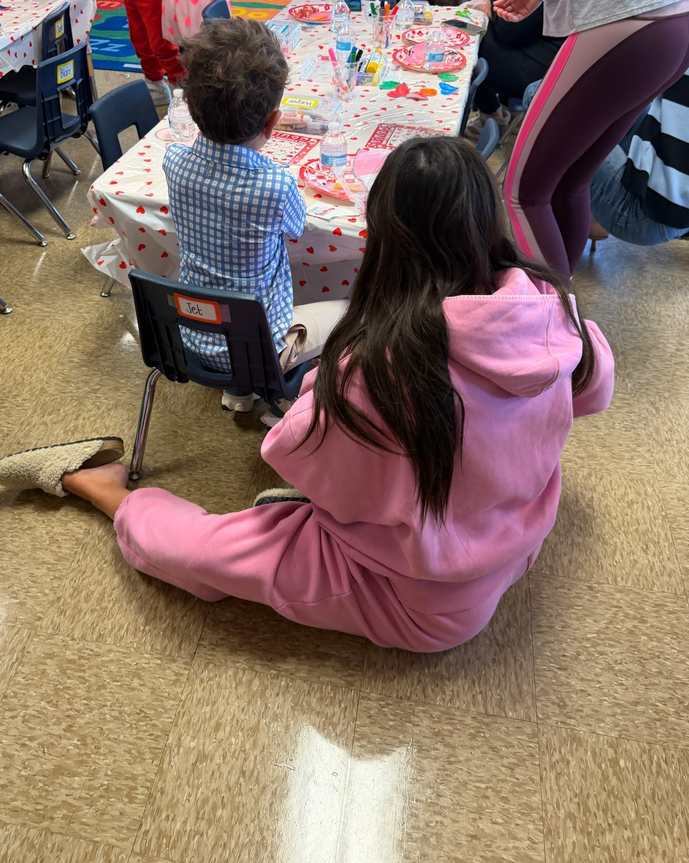 Top: xl 
Bottoms: large short 

Dressupbuttercup.com #dressupbuttercup #dederaad


#LTKootd #LTKmomlife #LTKValentine