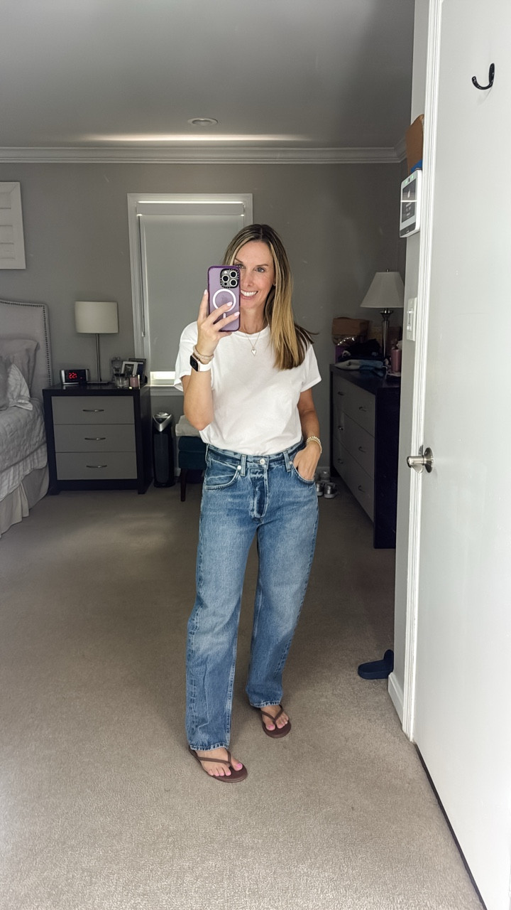 Citizens of Humanity jeans - Winslow in Pacifica wash size 26 (size down) 
And Mother denim - Outsider in Scorchin Hot size 26 TTS
Trying on 2 new pairs 


#LTKOver40