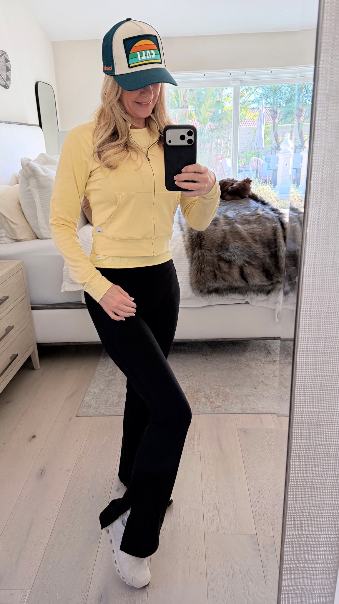 Daily walk time ⏰

Red Carpet of Life, LTK over 50

#LTKdayinmylife #LTKmorningroutine #LTKfitnessgoals