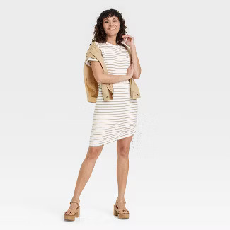 Women's Short Sleeve Side Ruched T-Shirt Dress - Universal Thread™ | Target