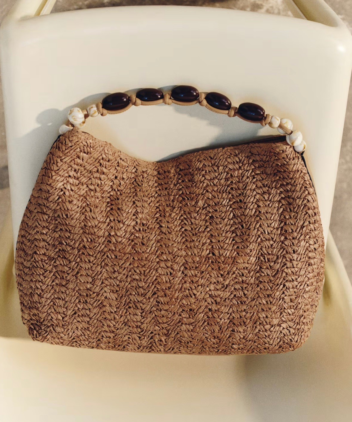 Obsessed with this new bag 🤍🐚

#LTKsummer #LTKuk #LTKbag