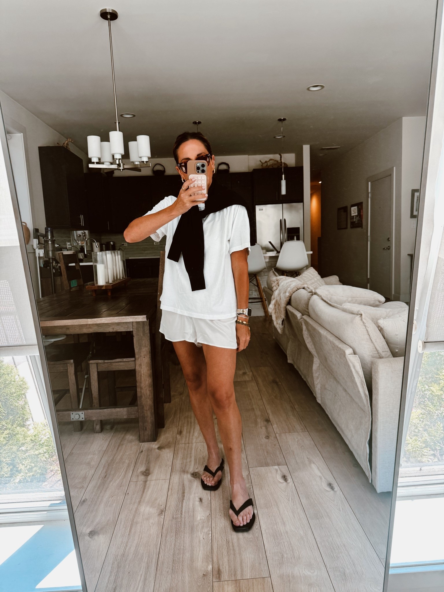 My flip flops are back in stock in all sizes AND on sale for $10

#LTKFindsUnder50 #LTKStyleTip