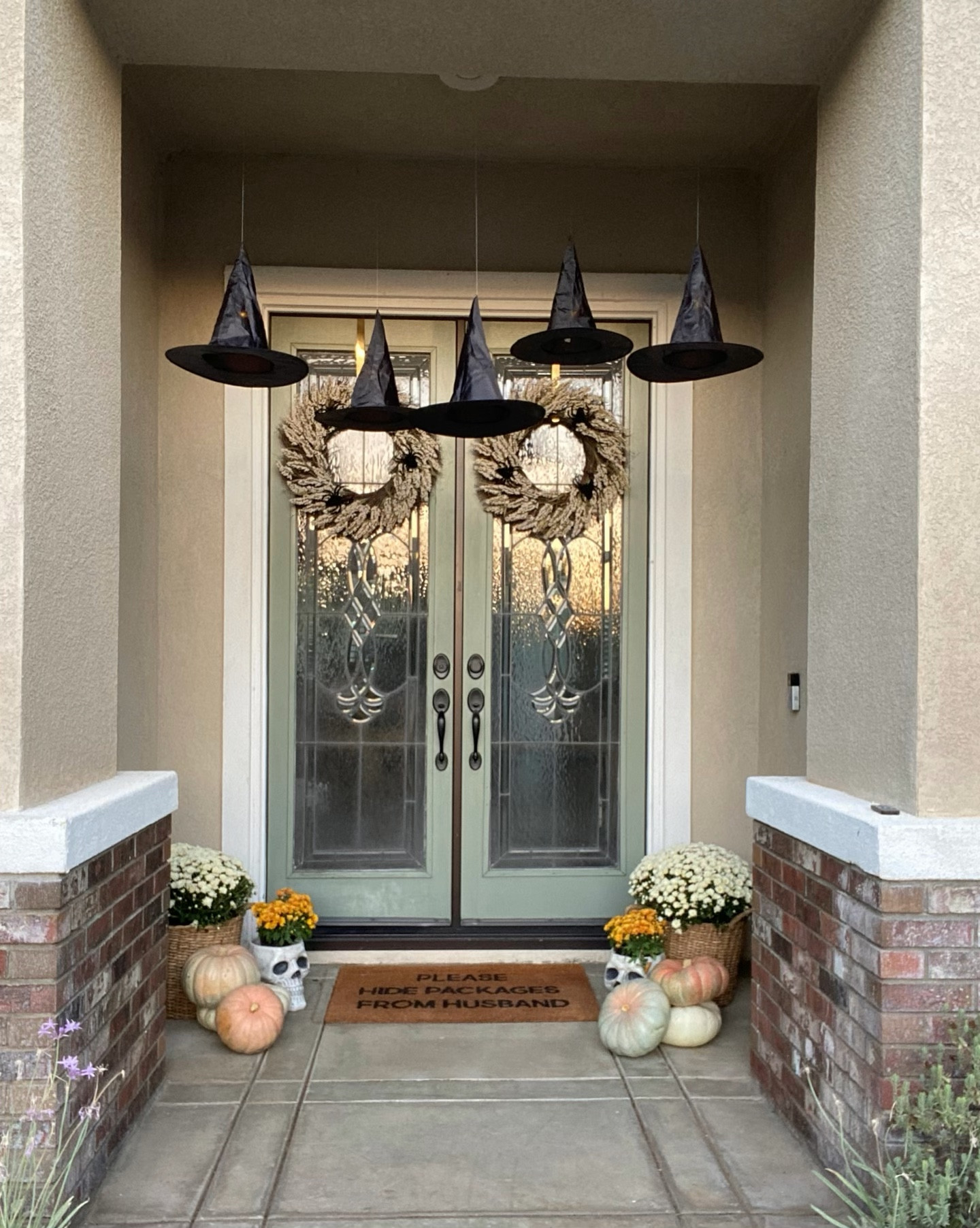 This is Halloween!

#LTKHalloween #LTKstyletip #LTKSeasonal