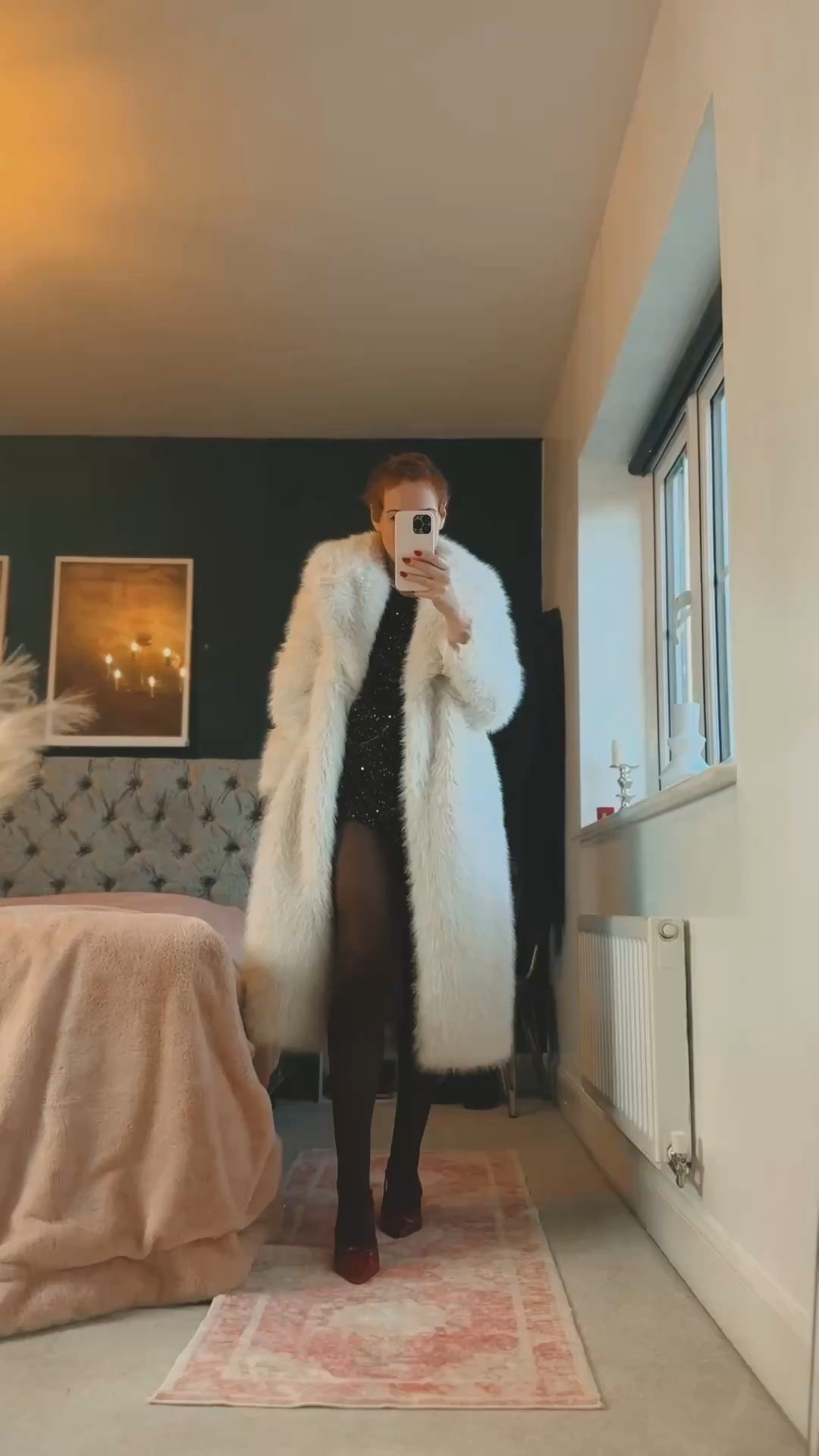 Faux fur queen 

#LTKdresses #LTKstyletip #LTKuk