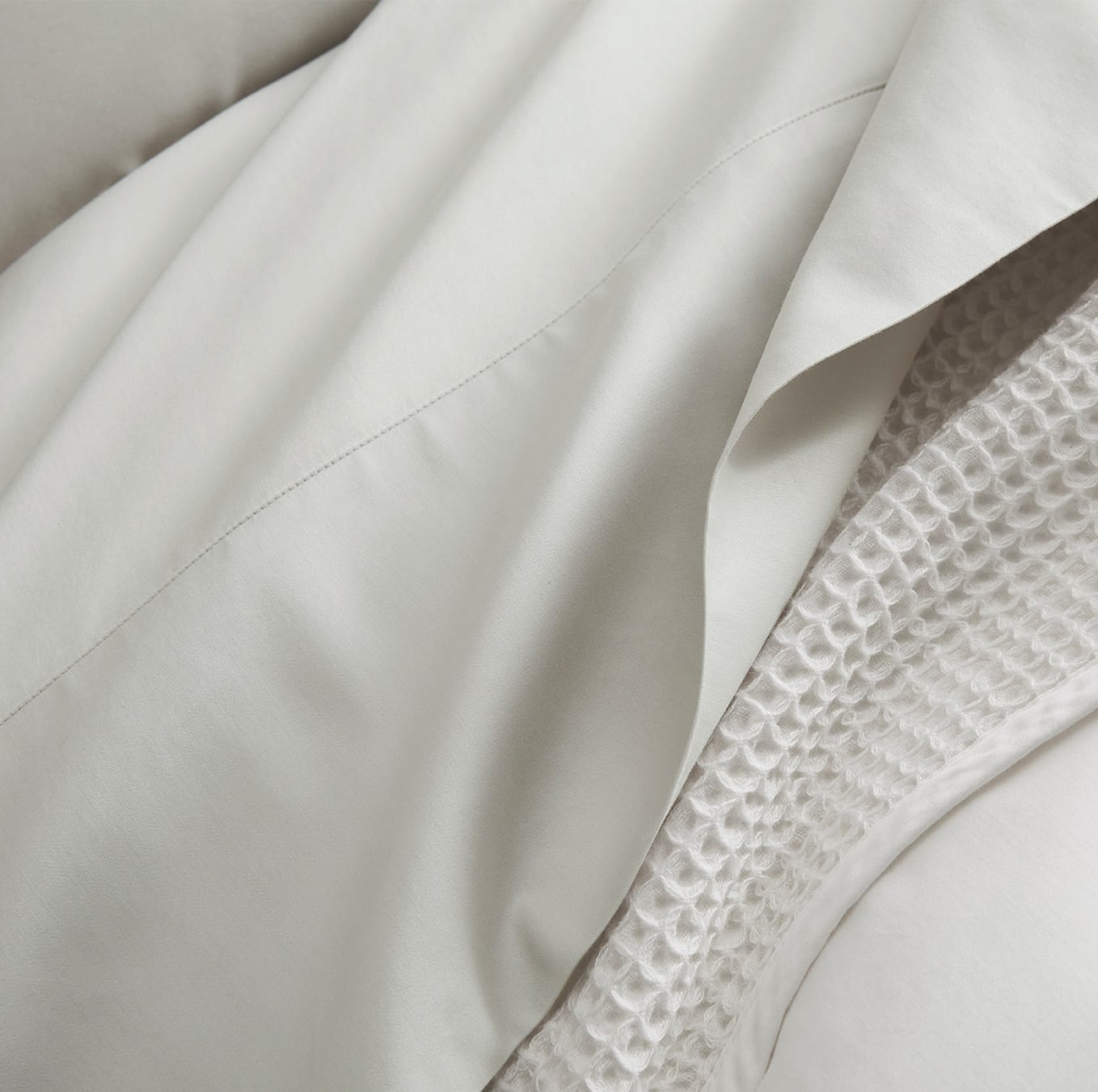 Signature Hemmed Sheet Set | Boll & Branch