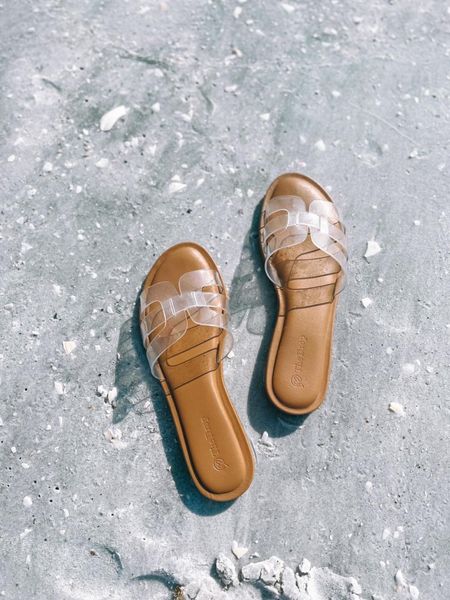 Amazon clear sandals 

They are comfortable and fit TTS 

Spring outfits  spring fashion  casual outfits  Amazon finds  Amazon fashion  everyday style summer dress summer outfits summer fashion  beach sandals  shoes  footwear 

#LTKstyletip #LTKSeasonal #LTKshoecrush