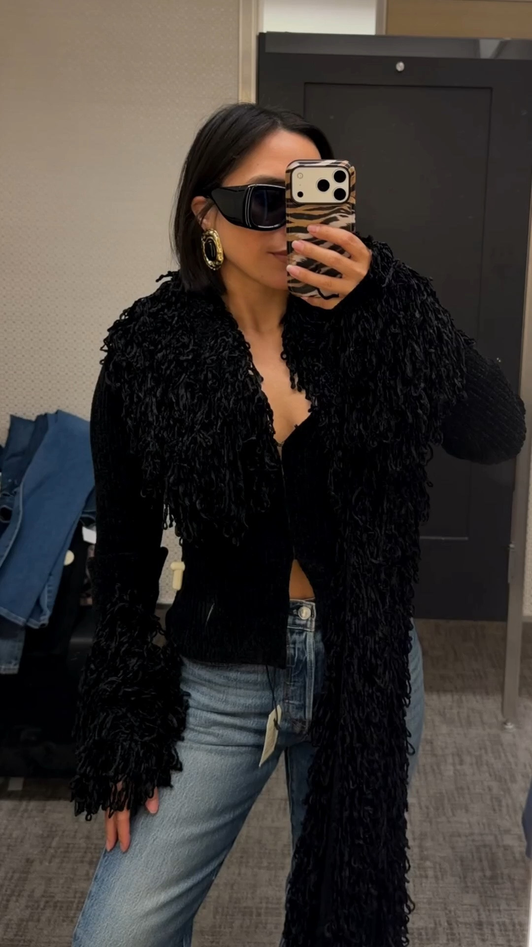 Woah I’m obsessed with this sweater! The fringe for fall!

#LTKPetite #LTKSeasonal #LTKootd