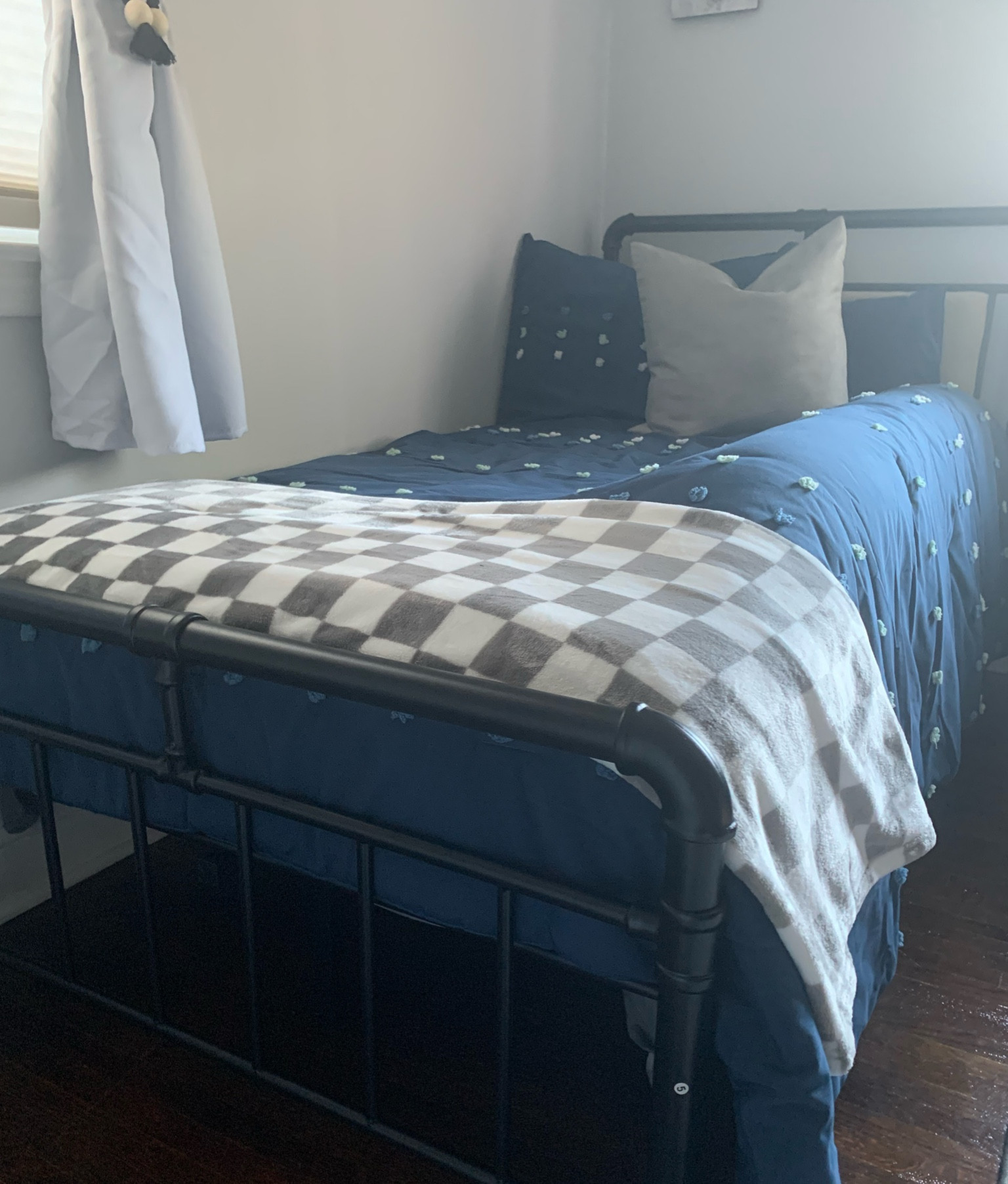 a bed he can continue to grow into as he grows into a little man 🥺

#LTKkids #LTKfamily #LTKhome