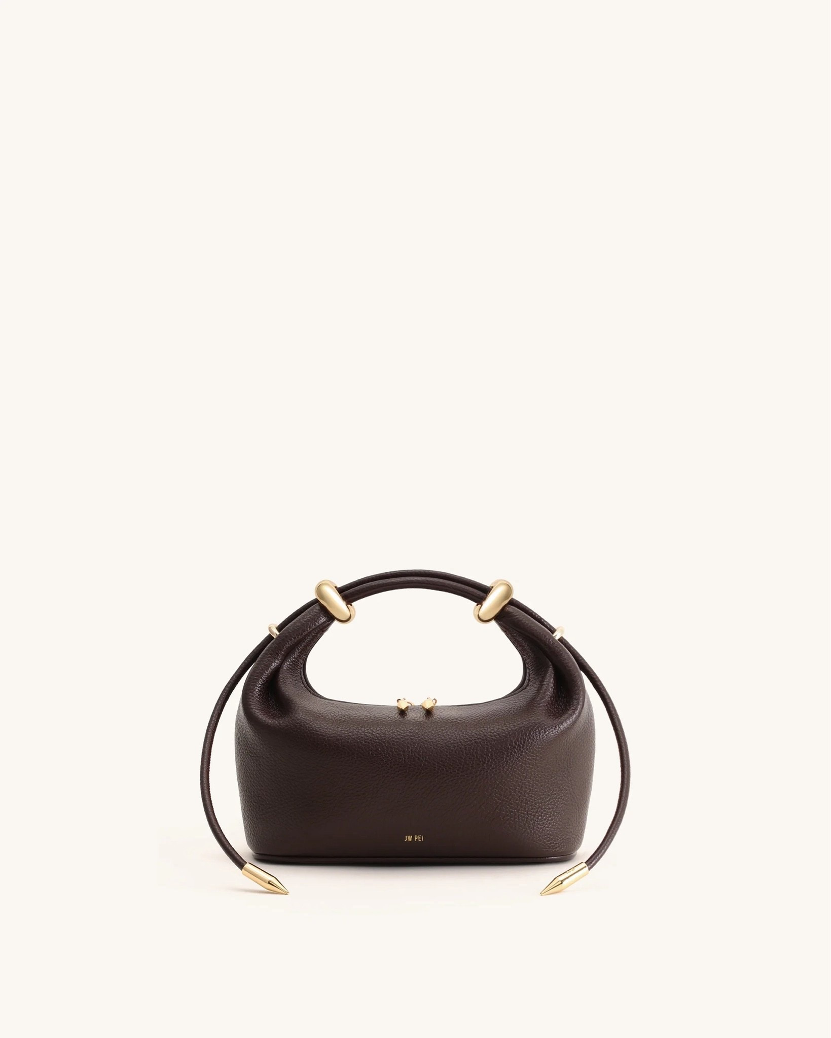 Fashion trend of the week: brown accessories 

Jewelry, shoes, bags, under 200, under 100, sale, fashion, styling

#LTKSaleAlert #LTKSeasonal #LTKWorkwear