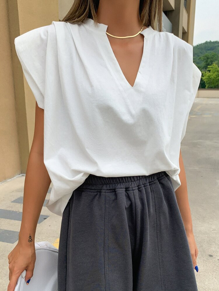 DAZY Notched Neckline Shoulder Pad Tee | SHEIN