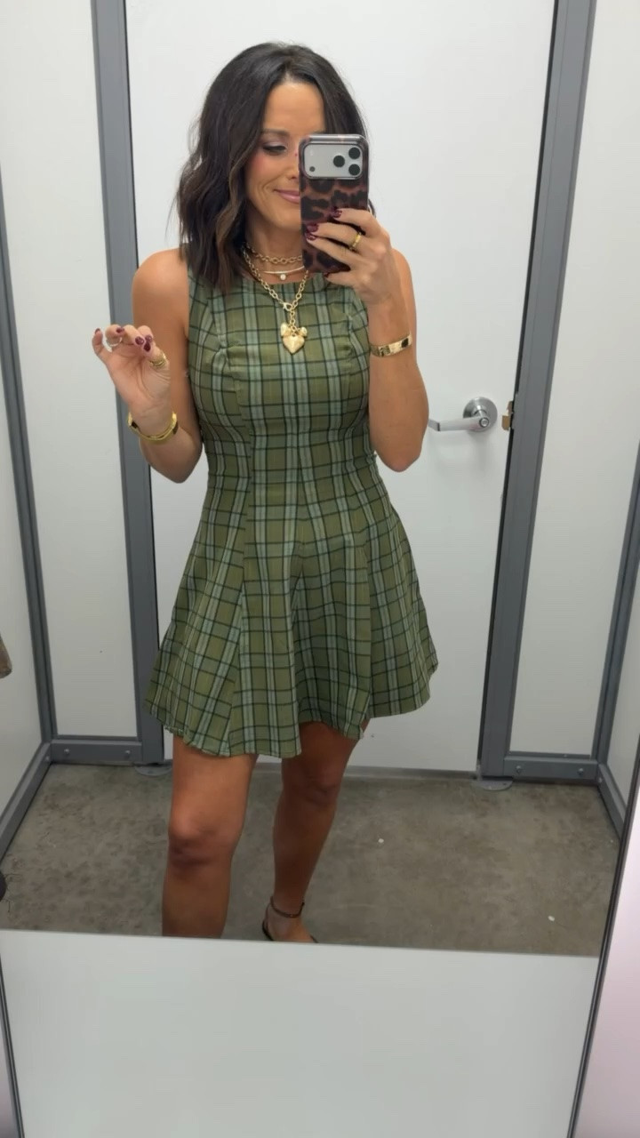 this dress is giving ALL the fall vibes 🍂 Walmart really got this one right 👏🏻

size xs

#WalmartFinds #WalmartFashion #WalmartStyle #WalmartClothes #FallFashion #FallDress #PlaidDress #FallStyle #AffordableFashion #FashionFinds #LTKCreator #LTKFashion

#LTKootd #LTKmomlife