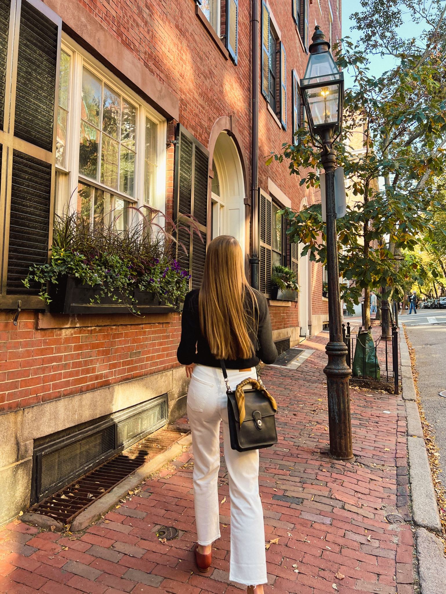 Classic style // cashmere // preppy style // coach // everlane // Levi’s // Parisian style // Boston //