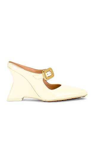 Comet Mary Jane Pump | FWRD 