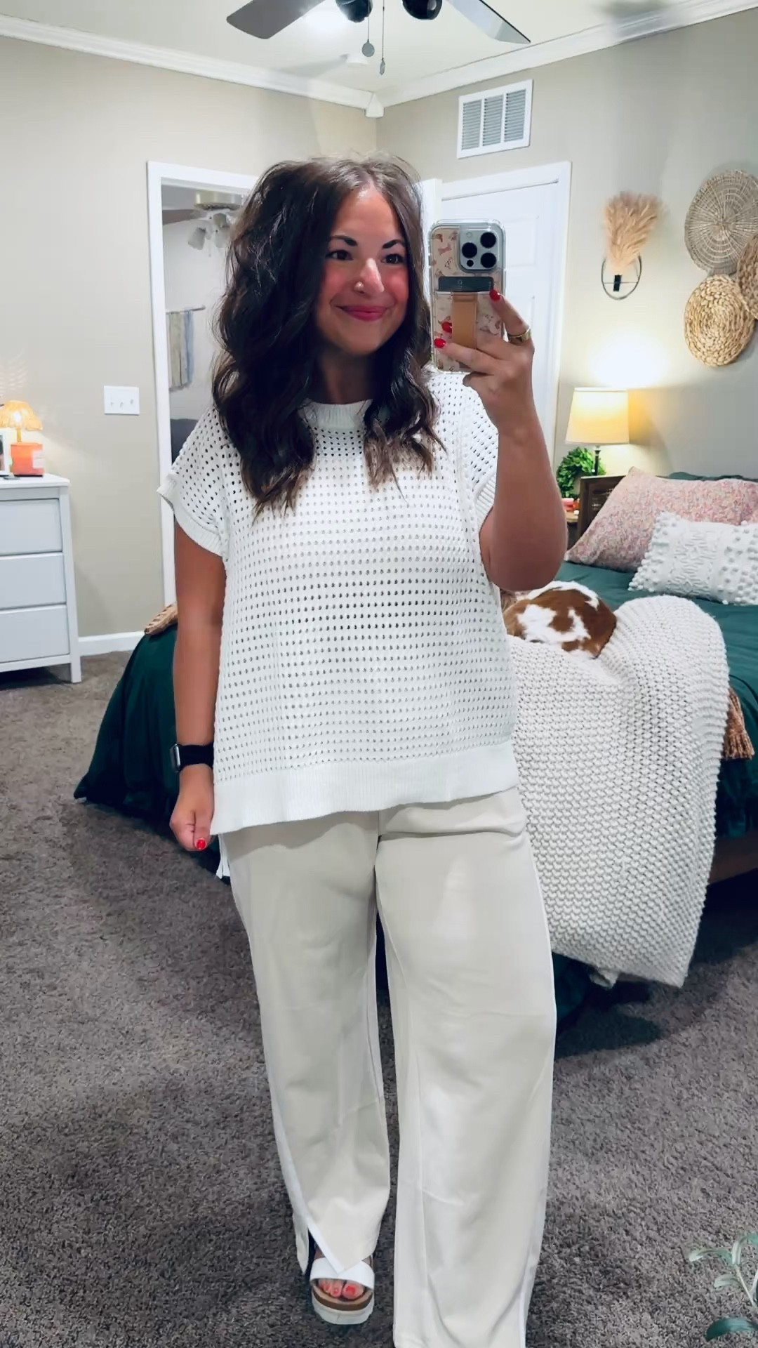 Neutral OOTD that’s perfect for the classroom 🤎 effortless, comfy, and still put together!

sandals: fit true to size // wearing a 5
pants: fit true to size // wearing a large
sweater tee: fits true to size // wearing a large 

 

#LTKootd #LTKMidsize #LTKWorkwear