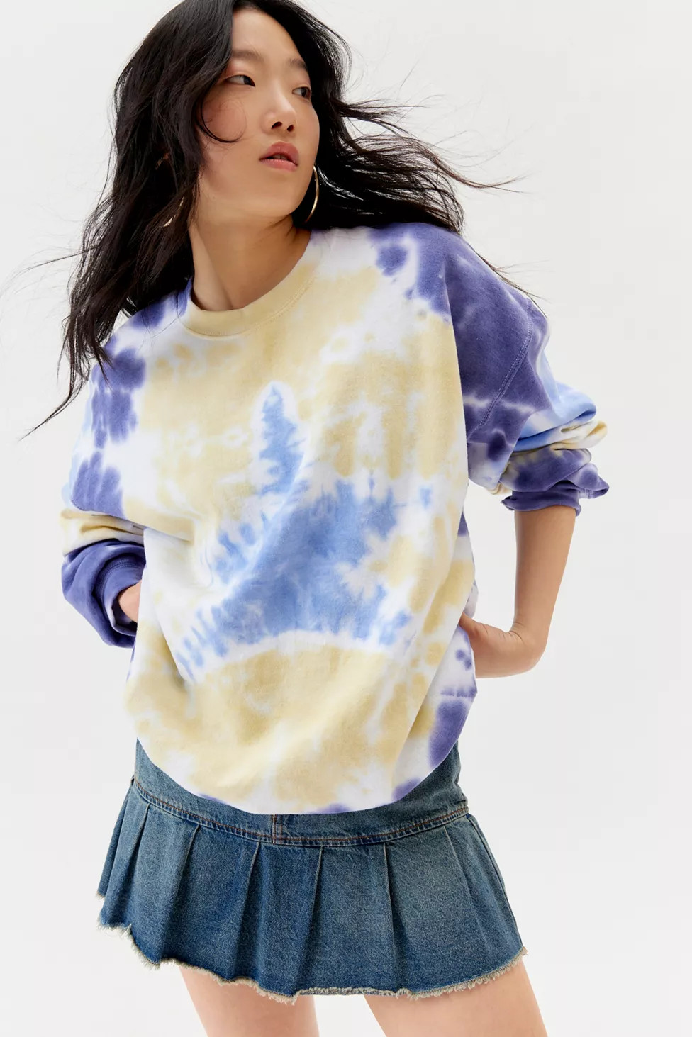 Urban Renewal Remade Star Dye Crew Neck Sweatshirt | Urban Outfitters (US and RoW)