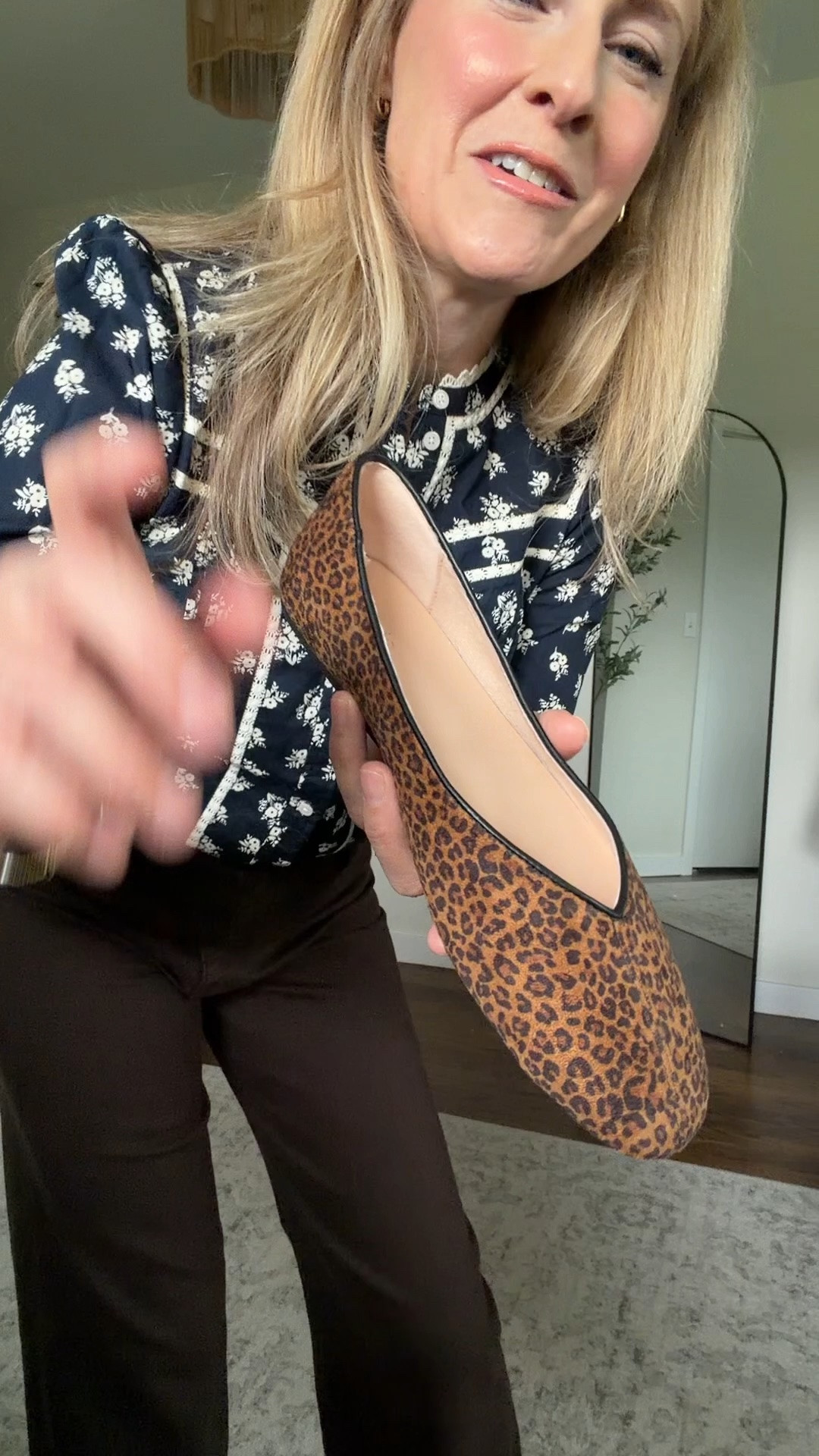 Walmart ballet flats are a fall wardrobe staple. Fit is true to size. #walmartfashion

#LTKOver40