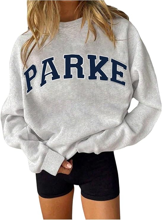 Women's Animal Graphic Sweatshirts Crewneck Long Sleeve Pullover Tops Fall Outfits | Amazon (US)