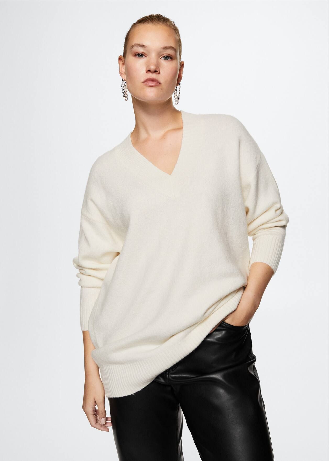 V-neck sweater | MANGO (US)