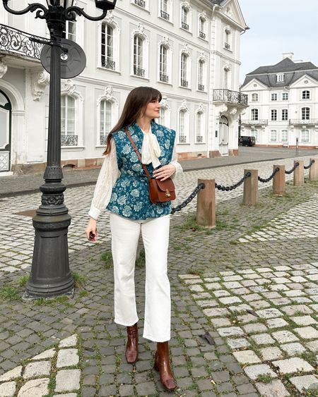 Flower jacket and the perfect white jeans for a cute spring outfit 💙🤍



#LTKSeasonal #LTKshoecrush #LTKeurope