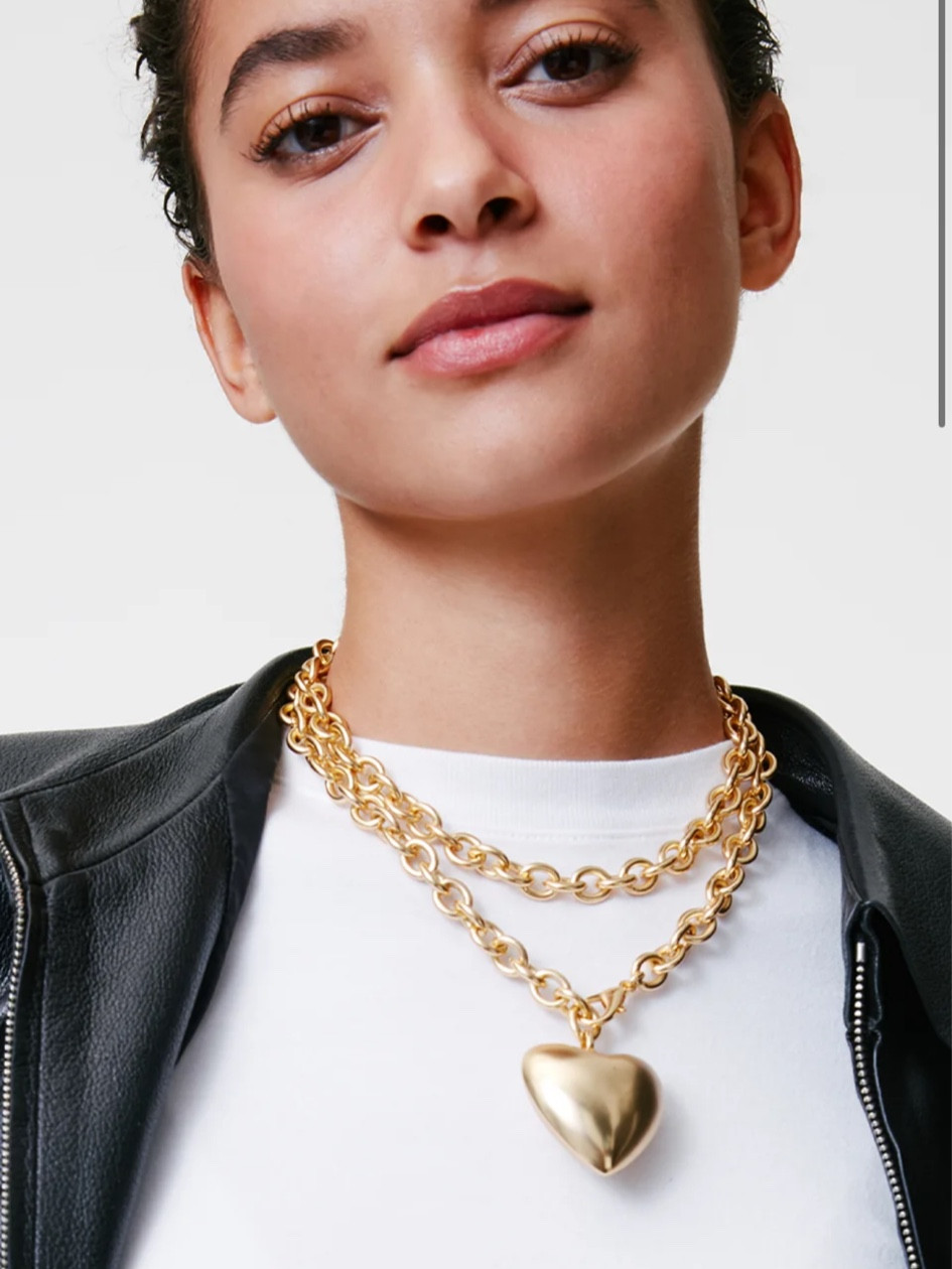 Obsessed with the puffy heart trend 

#LTKStyleTip