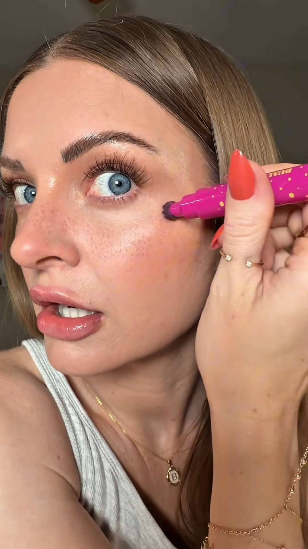 the most natural looking freckle stamp i have used yet and I am obsessed! long lasting pigment and easy to blend/fade while applying 😍 

 #LTKselfcare