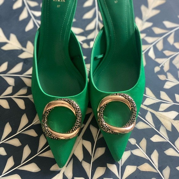 Zara green mules pointy toe heels | Poshmark