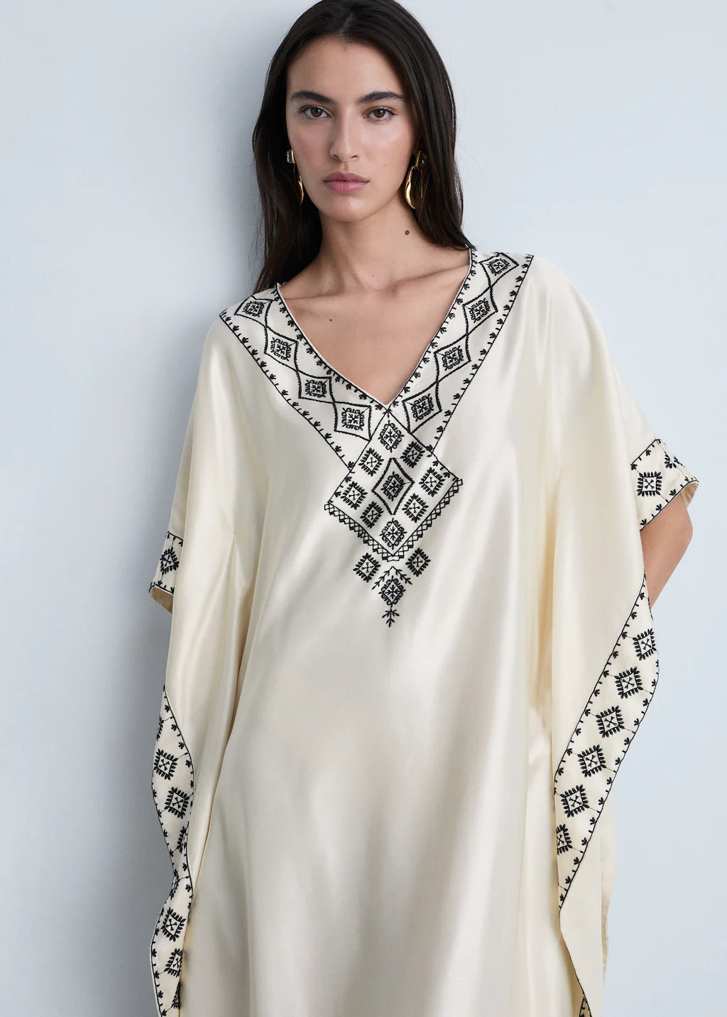Embroidered satin caftan | Mango (US/MX/AU)