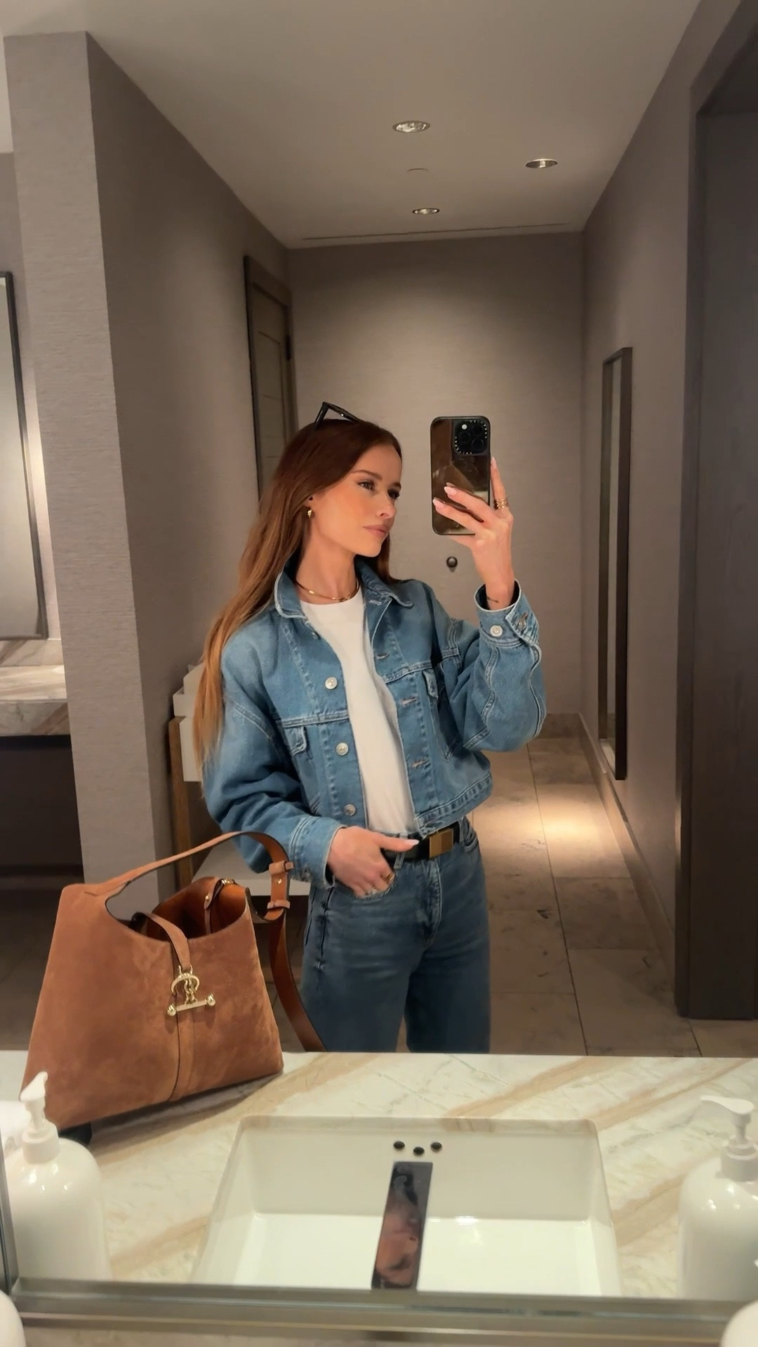 Day 1 in Montana and it’s a full driving day so I’m double denimed


#LTKAroundTheWorld #LTKsummer #LTKtravel