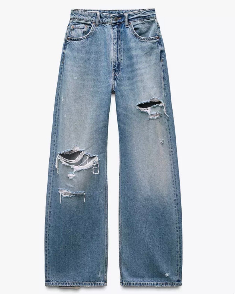 Dreamy denim under 60✔️

The fit on these is 👍🏽👍🏽

#LTKFindsUnder100 #LTKStyleTip #LTKFestival