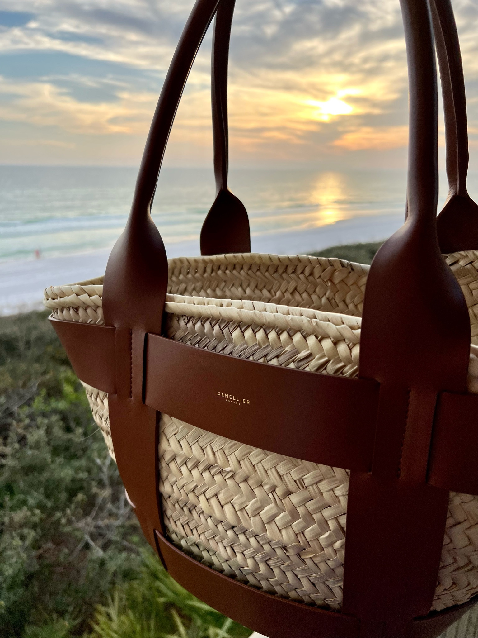 Raffia Tote Bag

#springbreak #poolbag #fashion #wickertote #wickerbag #raffiabag #raffiatote

#LTKitbag #LTKstyletip #LTKSeasonal