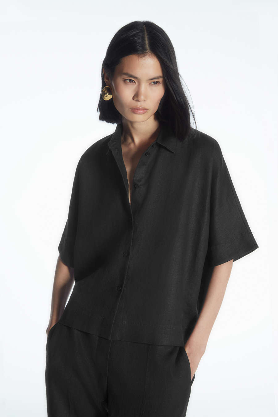 SHORT-SLEEVED LINEN SHIRT | COS (EU)