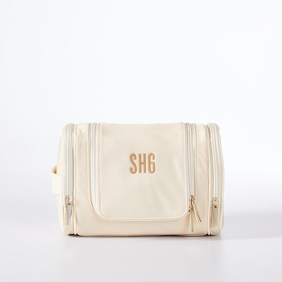 Terminal 1 Hanging Cosmetic Case | Mark and Graham